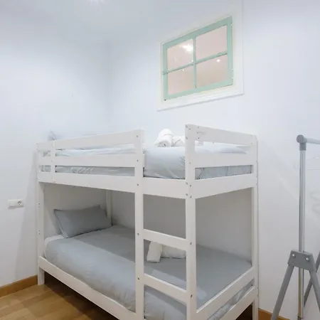 - Avda La Costa Apartment