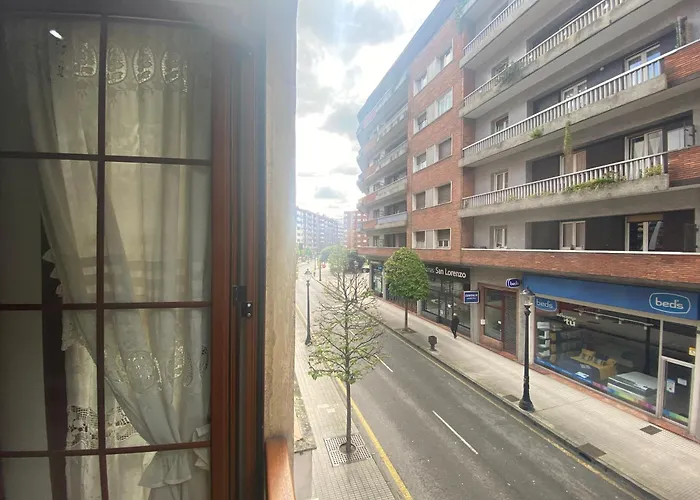 - Avda La Costa Gijon