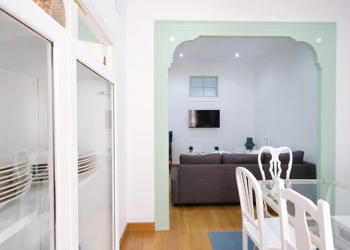 - Avda La Costa * Gijón