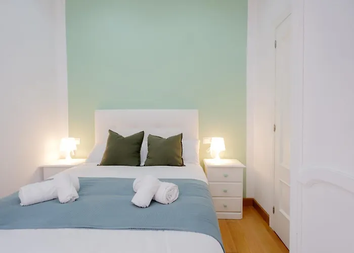 - Avda La Costa Gijon