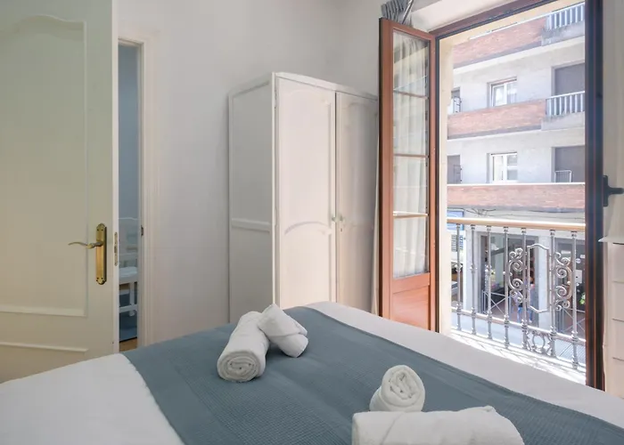 - Avda La Costa Apartment Gijon